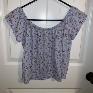 Off the shoulder cropped shirt